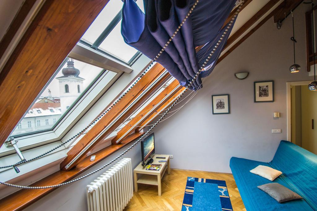 Apartment Ruterra Red Roofs View With Garage Prague